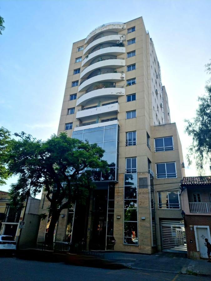 Sarmiento Premium Apartamento *